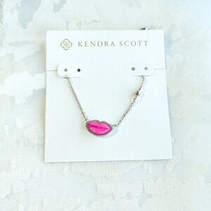 Kendra Scott Lips Silver Necklace Hot Pink Mother-of-Pearl